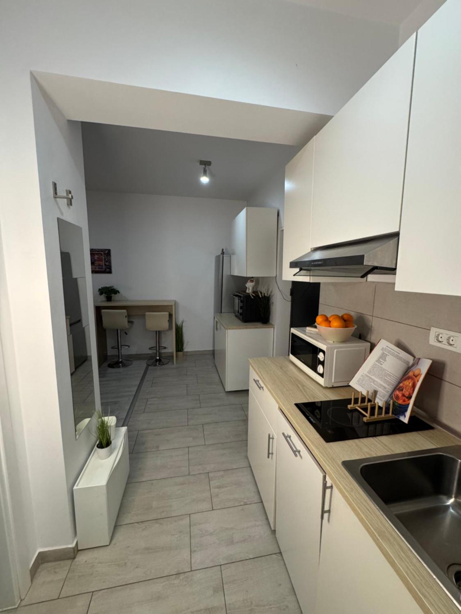 Romantic Haven Apartament *